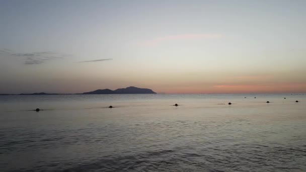 Manhã nascer do sol na lagoa Sharks Bay em Sharm El Sheikh, Egito, Mar Vermelho, Sul do Sinai . — Vídeo de Stock