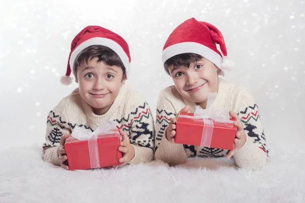 Merry Christmas, Smiling brothers in Christmas — Stock Photo, Image