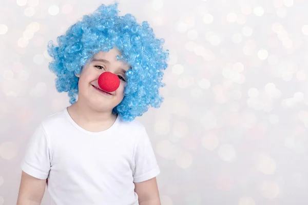 Funny dítě v karnevalu — Stock fotografie