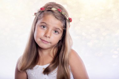 rüya gibi kız, güzel kız çiçek çelenk.