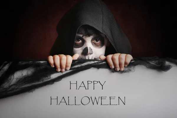 Jongen in Halloween.Boy gekleed als een skelet — Stockfoto