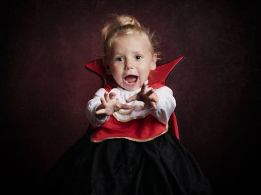 Bebek Halloween siyah arka plan üzerine