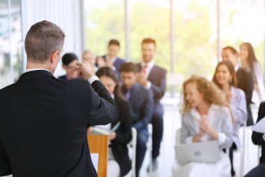 İş dünyasından bir grup iş adamı sem 'de başarılı bir eğitim aldı
