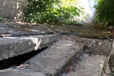 Kırık Giriş merdivenleri Ukraynalı hastanede