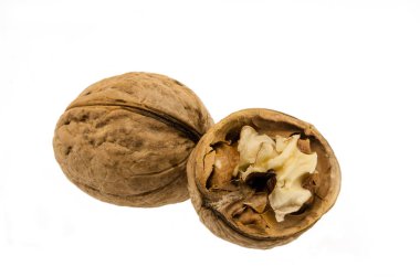 İzole beyaz zemin üzerine ceviz