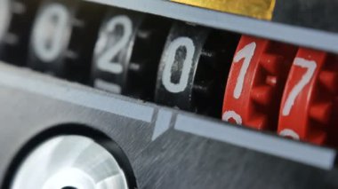2017 2018 yeni yıl counter numaraları. Dijital geri sayım sayacı kümesi.
