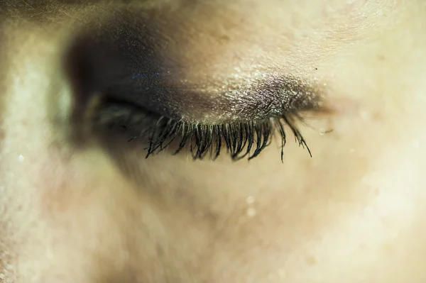 Puedo cerrar los ojos. — Foto de Stock