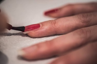 Renkli oje koltuklu saç yıkama teknesi