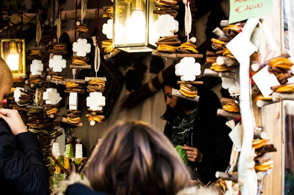 Weihnachtsmarkt in Altötting — Stockfoto