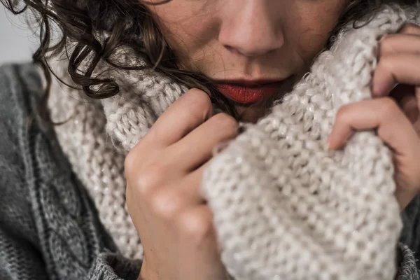 Schal aus Wolle im Winter — Stockfoto