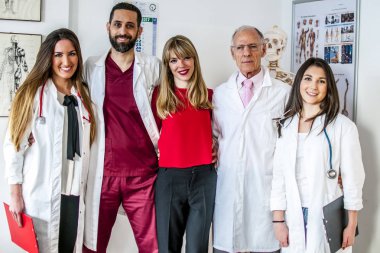 Hastanedeki doktorlar