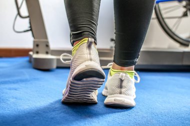 spor ayakkabı için egzersiz