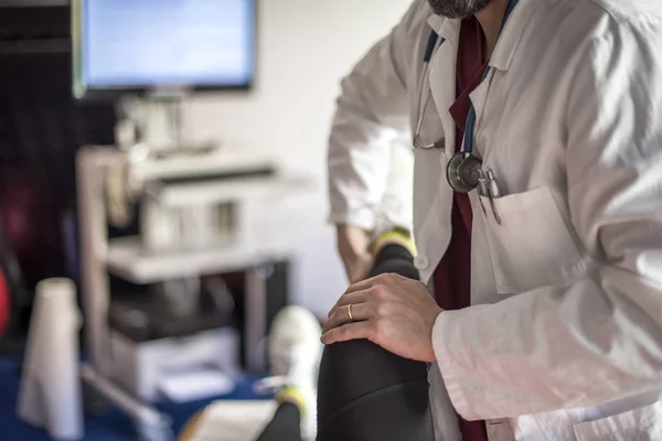 Reabilitação e fisioterapia — Fotografia de Stock