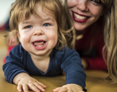 cücelik tarafından etkilenen çocuk