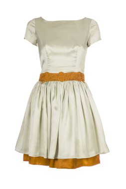 Krem beyaz ve turuncu retro yaz elbisesi beyaz arka planda izole