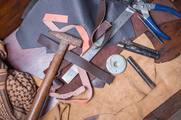 leather craft image