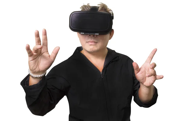 Homem animado usando um óculos de realidade virtual VR headset — Fotografia de Stock