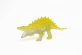 Dinoszaurusz játék műanyag számok a fehér háttér