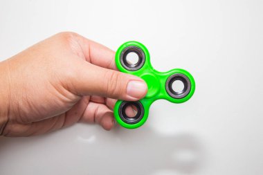 Yeşil kıpır parmak spinner oyuncak görüntü