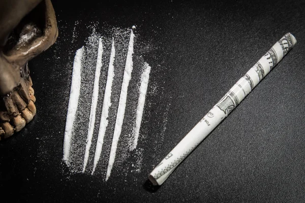 Droga Cocaína de la imagen muerta Simbólico —  Fotos de Stock