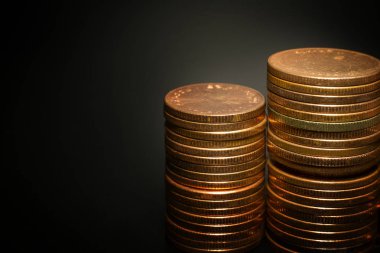 İş fikir kavramı görüntü için altın sikke yığını