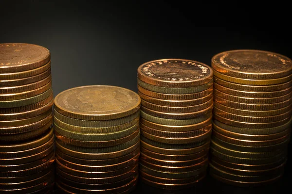 İş fikir kavramı görüntü için altın sikke yığını