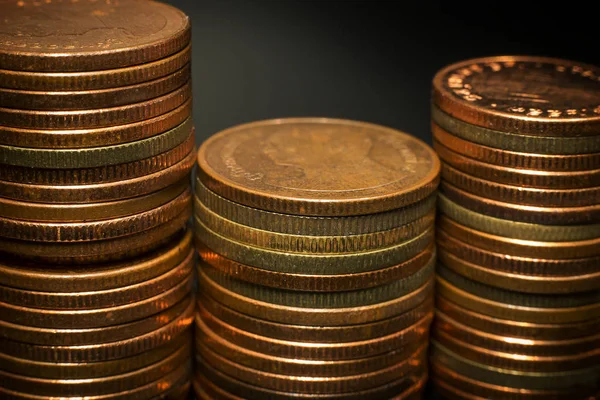 İş fikir kavramı görüntü için altın sikke yığını