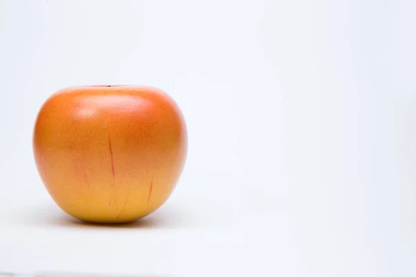 A maçã vermelha fresca no fundo branco imagem — Fotografia de Stock