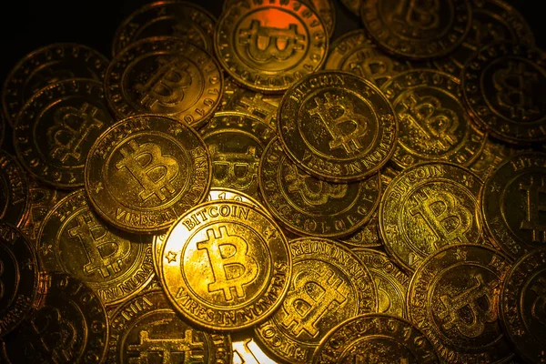 Altın Bitcoins sanal para sikke resim fikir için böyle bir
