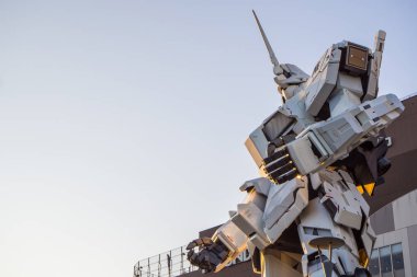 Unicon Gundam ölçek 1:1 model Div Rx-0 cep takım elbise heykeli