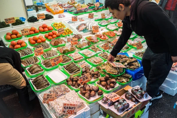 Ameyoko markt straat in Tokyo Japa — Stockfoto