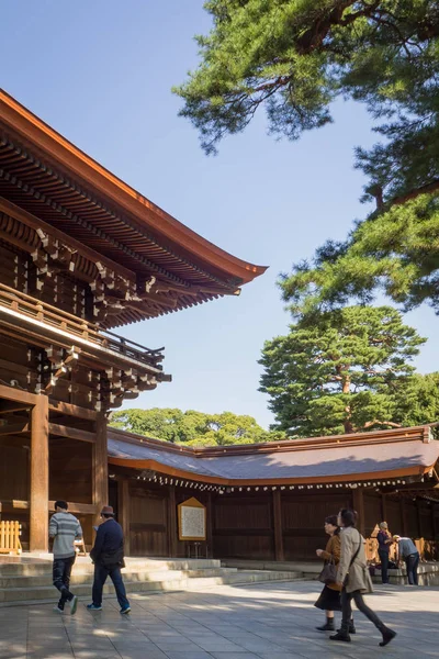 Meiji Shrine, Tokio, Japonsko - 27 října 2017: se nachází v Shib — Stock fotografie