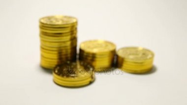 Altın Bitcoinor Btc görüntü makro çekim Kripto Döviz Alım Bitcoin paralar elektronik para görüntüleri kamera slaytta beyaz arka plan.