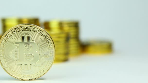 Nowa Koncepcja Krypto Waluty Kryptowaluta Bitcoins Złote Monety Miejscem Twoja — Wideo stockowe