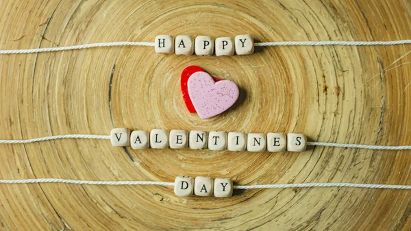 Un texto cubos de madera imagen para el día de San Valentín contenido . — Foto de Stock