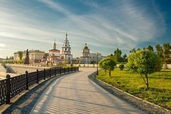 Iglesia en la ciudad de Irkutsk —  Fotos de Stock