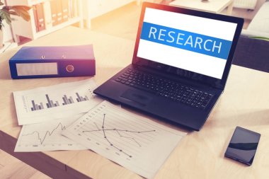 Araştırma ana dijital bilgisayar ekranında kavramı kez