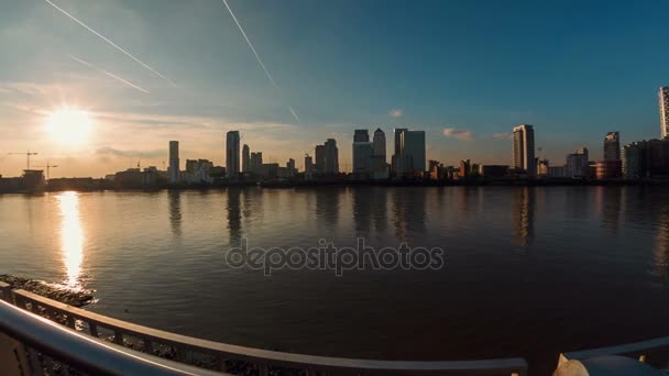 Πανοραμική θέα fisheye οικονομική συνοικία Canary Wharf στο Λονδίνο, Αγγλία, Ηνωμένο Βασίλειο — Αρχείο Βίντεο