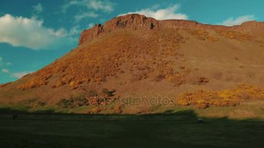 Panoramik Holyrood Park ve Arthurs koltukta Edinburgh, İskoçya, İngiltere