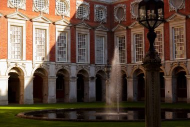 Hampton Court Sarayı çeşme