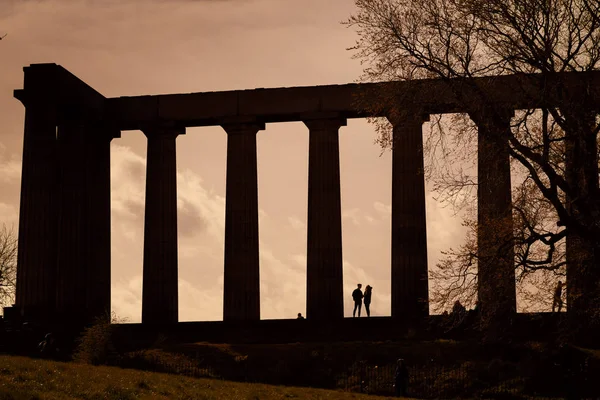 Edinburgh Parthenon landmark - National Monument — Stock Photo, Image
