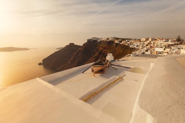 Oia, Yunanistan Santorini'de rüyada beyaz — Stok fotoğraf