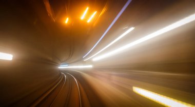 Hareket Bulanıklığı tren tünel