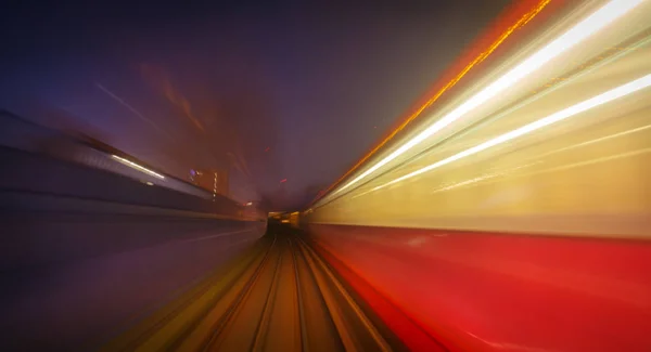 Hareket Bulanıklığı Dlr tren tünel üzerinde