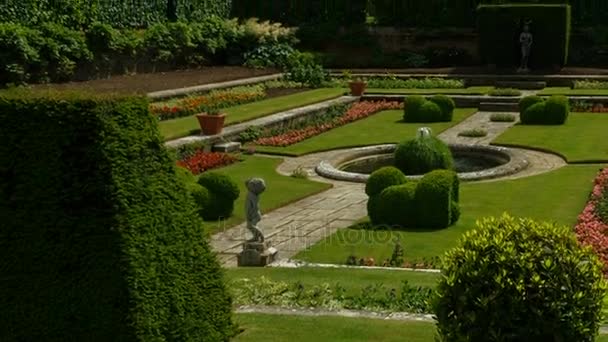 Hampton Court Palace, Londres, Inglaterra, Reino Unido — Vídeo de stock