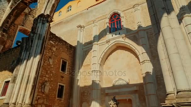 Convento do Carmo, Лиссабон, Португалия — стоковое видео