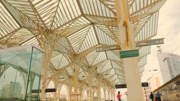 Gare Oriente tågstation, Lissabon, Portugal — Stockvideo