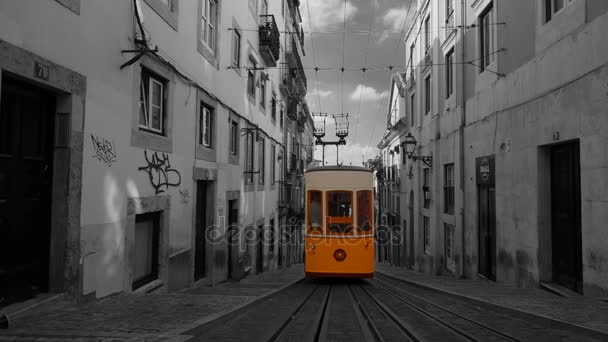 Elevador da Bica funicular, Lisbon, Portugal — 图库视频影像