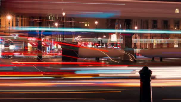 2018 一个壮观的时差的特拉法加广场与交通灯足迹在伦敦 — 图库视频影像