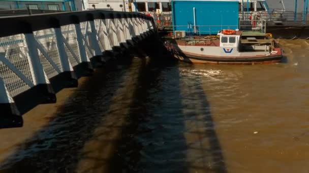 Το Canary Wharf και Βασιλικό Ναυτικό κολέγιο, Γκρίνουιτς, Λονδίνο, Ηνωμένο Βασίλειο — Αρχείο Βίντεο